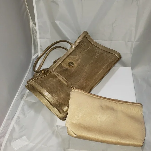 Susan gail gold mesh with detachable interior bag - Picture 5 of 7